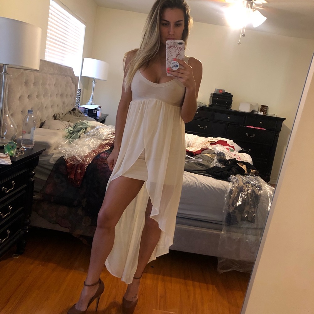 Bebe flow skirt bandage dress